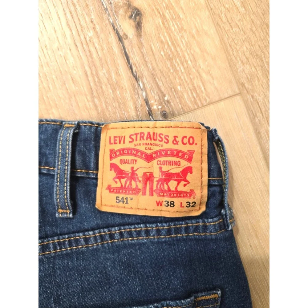 Levis 541 Mens Blue Med Wash Jeans Athletic Fit Straight Mid Rise  36x30 Country